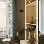 Apartment Bellevue Rosselli Como